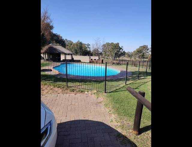 2 BEDROOM PROPERTY TO RENT IN THREE RIVERS